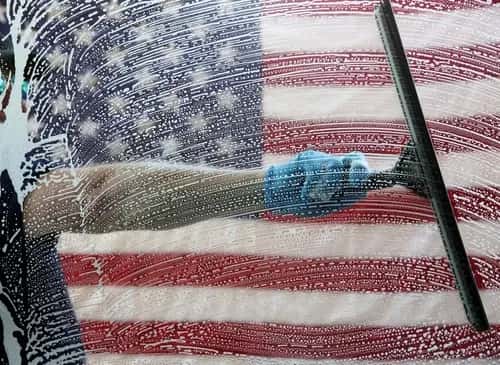 Window cleaning company Fort Lauderdale - ladder safety